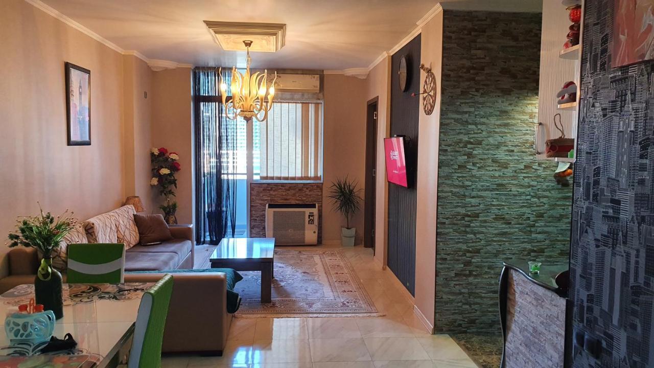 Apartment In Yalchin Star Residence Batumi Exterior photo